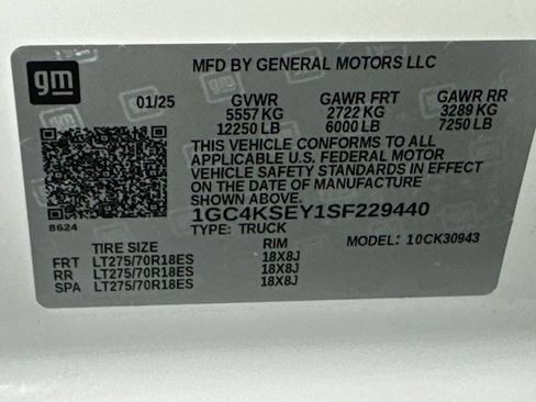 Used 2025 Chevrolet Silverado 3500 W/T w/ WT/CX Safety Package AWD/4WD image 22