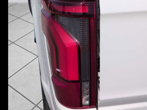 New 2025 Ford F150 Lariat w/ Equipment Group 502A High image 16