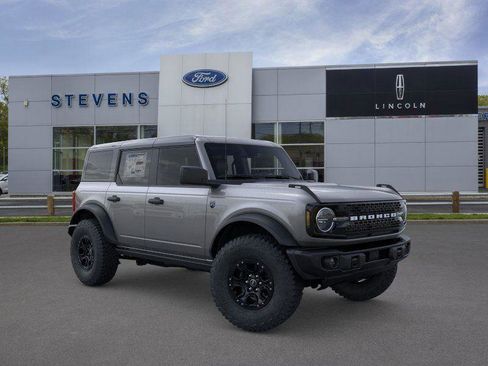 New 2026 Ford Bronco Big Bend w/ Black Diamond Package AWD/4WD image 1
