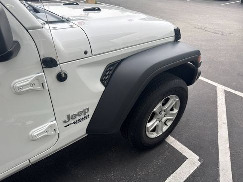 Used 2021 Jeep Wrangler Sport AWD/4WD image 24