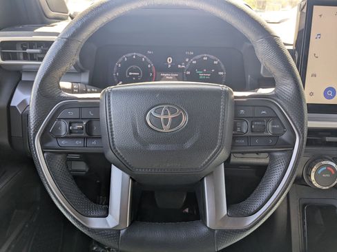 Used 2024 Toyota Tacoma TRD Off-Road w/ TRD Off Road Upgrade Package AWD/4WD image 20