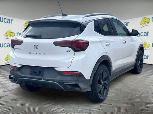 Used 2024 Buick Encore GX Sport Touring image 6