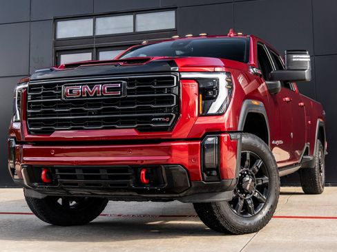 Used 2024 GMC Sierra 2500 AT4 w/ AT4 Premium Plus Package AWD/4WD image 1