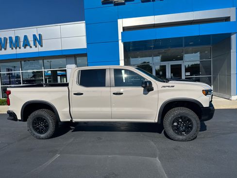 New 2026 Chevrolet Silverado 1500 ZR2 w/ LPO, Dark Essentials Package AWD/4WD image 2