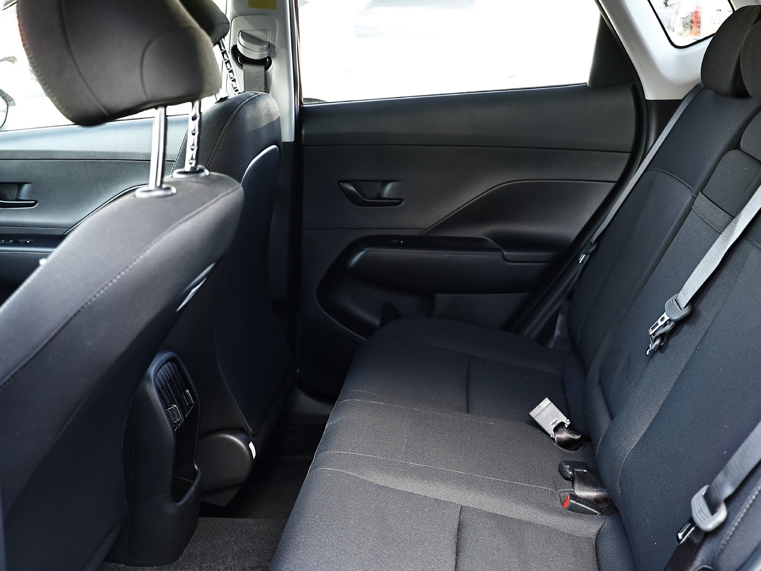 New 2027 Hyundai Kona SEL Sport FWD image 9