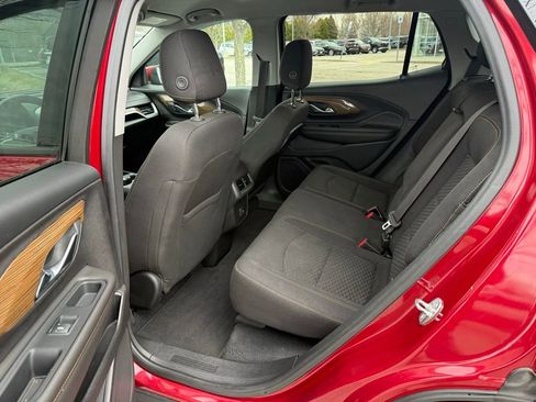 Used 2020 GMC Terrain SLE w/ Driver Convenience Package image 11