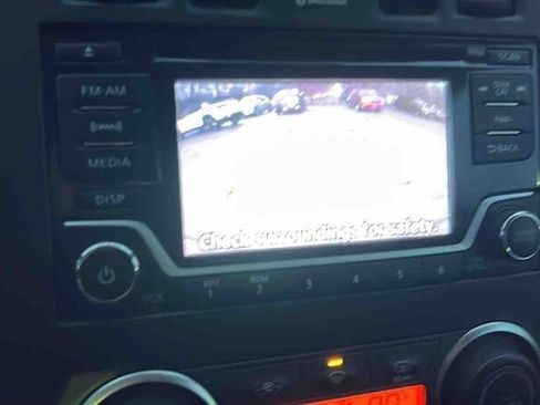 Used 2016 Nissan Leaf S w/ Charger Package image 25