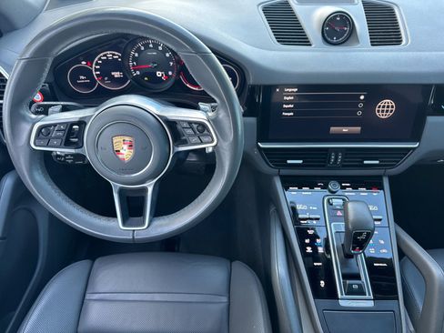 Certified 2023 Porsche Cayenne image 14