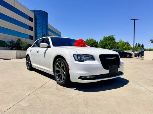 Used 2016 Chrysler 300 S w/ Light Group RWD image 1