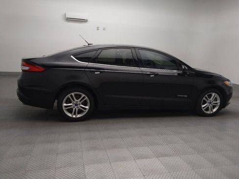 Used 2018 Ford Fusion S image 10