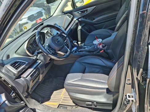 Used 2023 Subaru Crosstrek 2.5i Limited AWD/4WD image 2