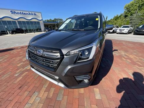 Used 2023 Subaru Forester Touring AWD/4WD image 26