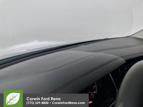 Used 2021 Volkswagen Jetta SE FWD image 9