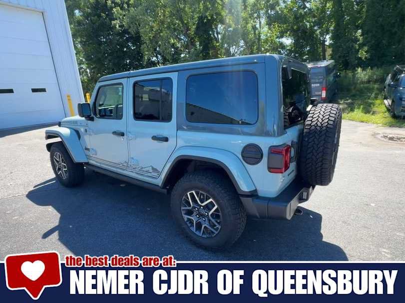 New 2026 Jeep Wrangler Unlimited Sahara w/ Rockslide Package AWD/4WD image 6