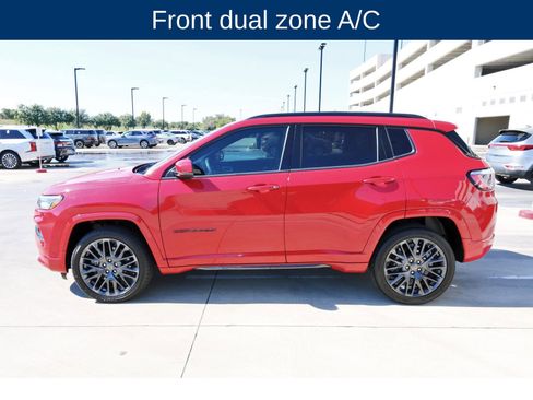 Used 2023 Jeep Compass Limited image 5