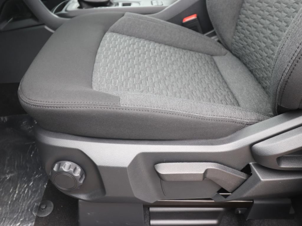 New 2026 Ford Ranger XLT w/ Black Appearance Package RWD image 16