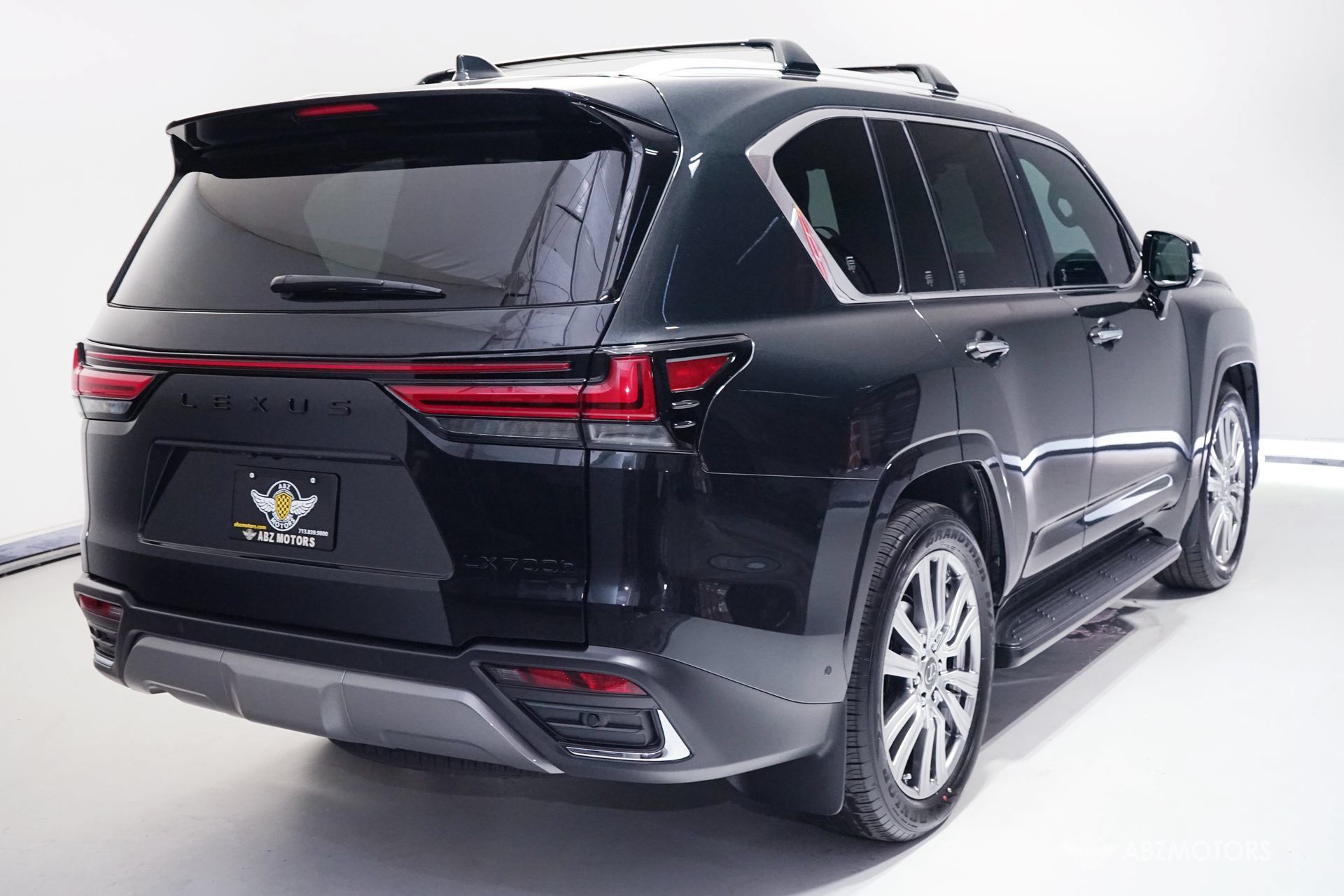 Used 2026 Lexus LX 700h Ultra Luxury w/ Accessory Package (Z1) AWD/4WD image 5