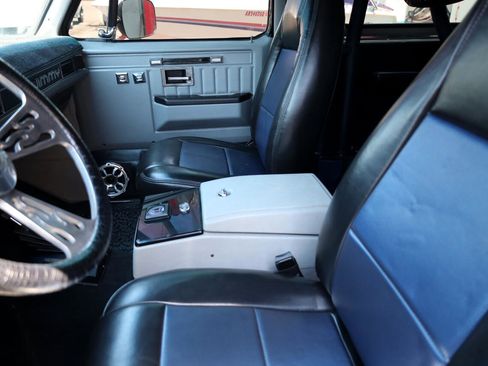 Used 1988 GMC Jimmy 4WD image 44