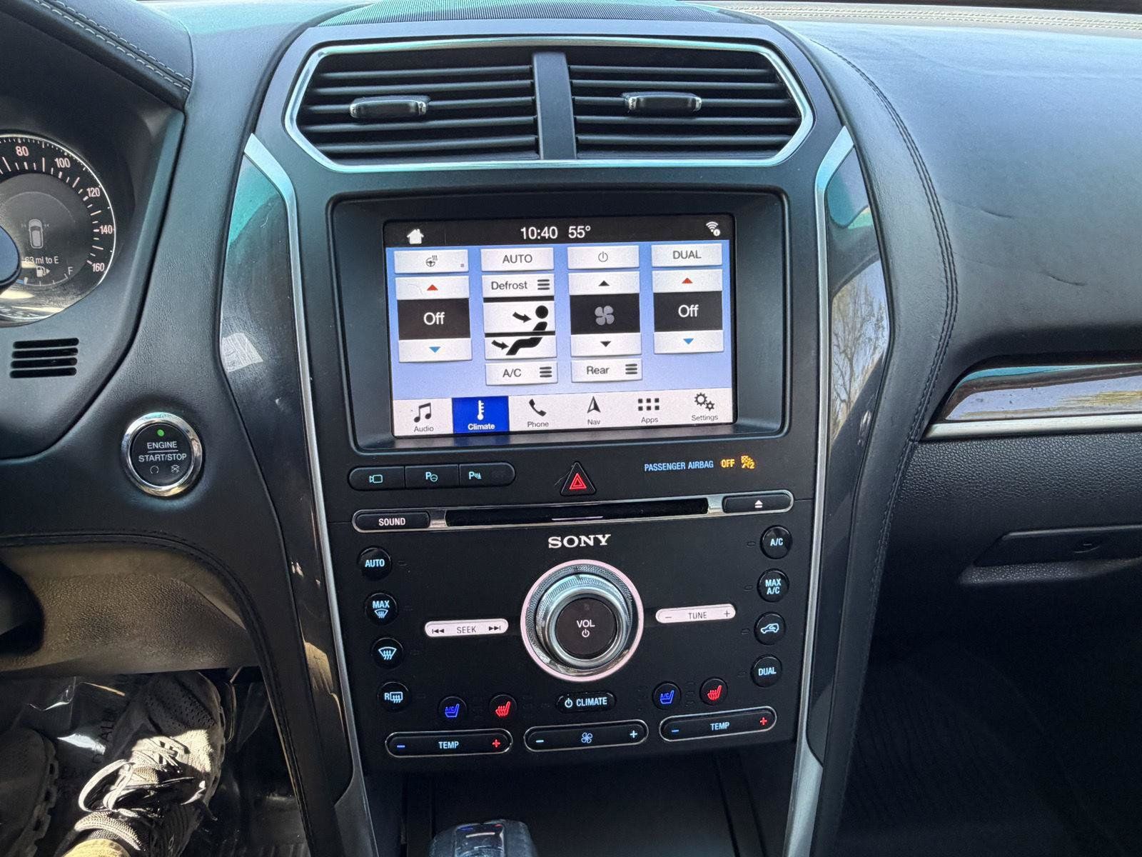 Used 2017 Ford Explorer Platinum AWD/4WD image 14