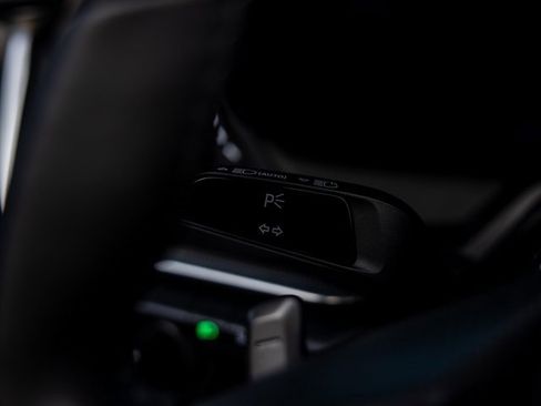 Used 2022 Porsche 911 Turbo S image 39