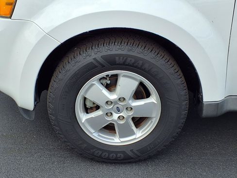 Used 2011 Ford Escape XLT AWD/4WD image 23