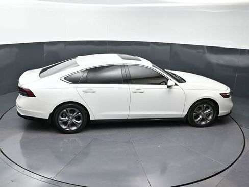 Used 2023 Honda Accord EX-L image 37