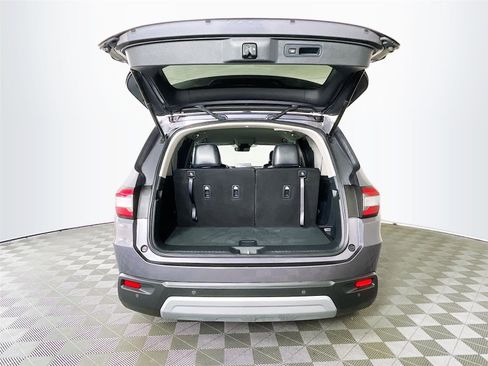 Used 2025 Honda Pilot EX-L image 31