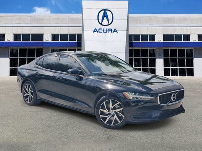 Used 2020 Volvo S60 T5 Momentum