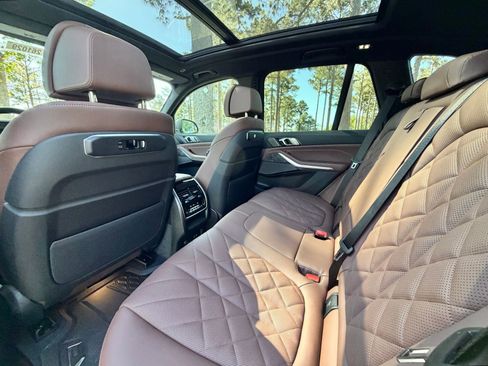 New 2026 BMW X5 xDrive40i w/ Climate Comfort Package AWD/4WD image 15