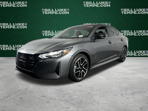 Used 2024 Nissan Sentra SR image 3