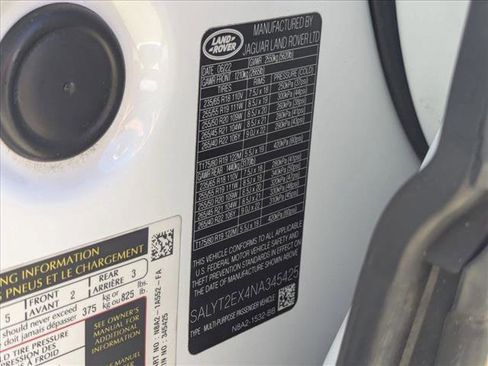Used 2022 Land Rover Range Rover Velar R-Dynamic S image 26
