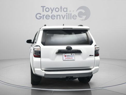 Certified 2024 Toyota 4Runner TRD Off-Road Premium w/ Moonroof Package AWD/4WD image 11