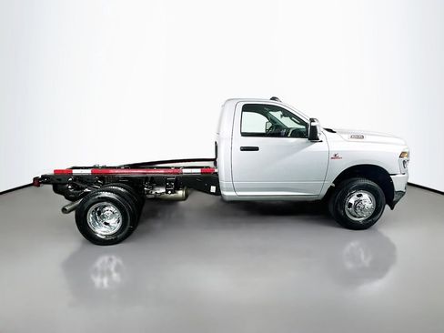 New 2026 RAM 3500 Tradesman image 8