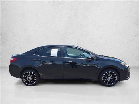 Used 2015 Toyota Corolla S FWD image 4
