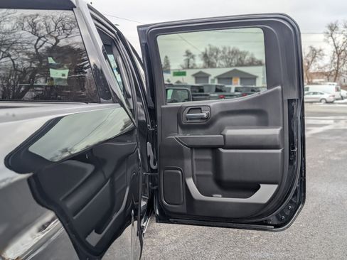 Used 2023 Chevrolet Silverado 1500 Custom image 36