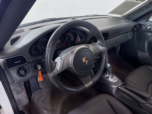 Used 2009 Porsche 911 Carrera RWD image 9