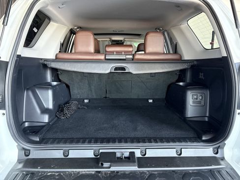 Certified 2024 Toyota 4Runner Limited AWD/4WD image 32