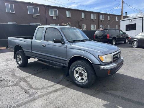 Used 1998 Toyota Tacoma 4x4 Xtracab V6 image 7