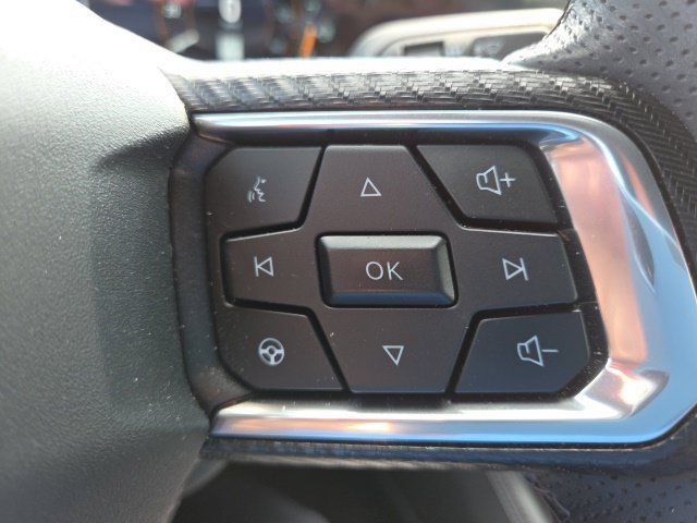 Used 2025 Ford Mustang Coupe RWD image 30