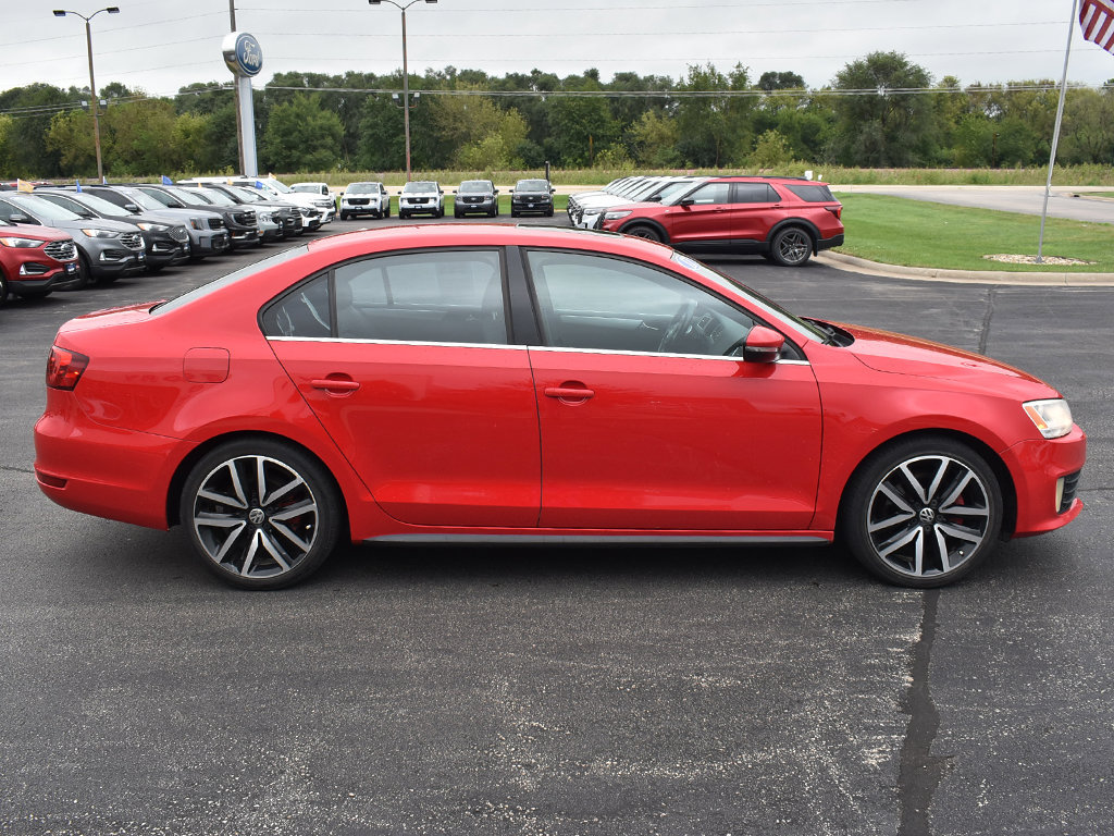 Used 2012 Volkswagen Jetta GLI FWD image 12