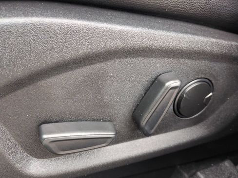 Used 2024 Ford Edge Titanium AWD/4WD image 18
