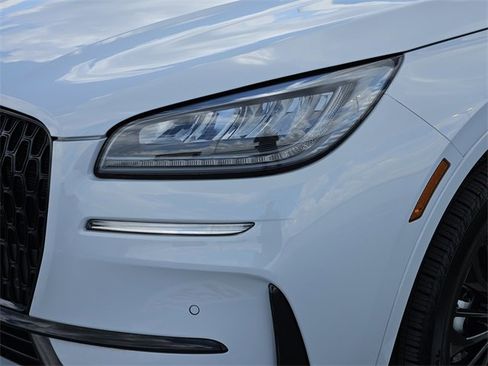 New 2025 Lincoln Corsair AWD w/ Equipment Group 101A image 9