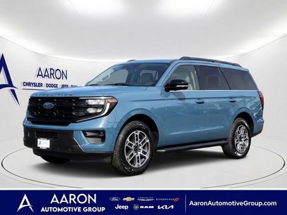Used 2025 Ford Expedition Active