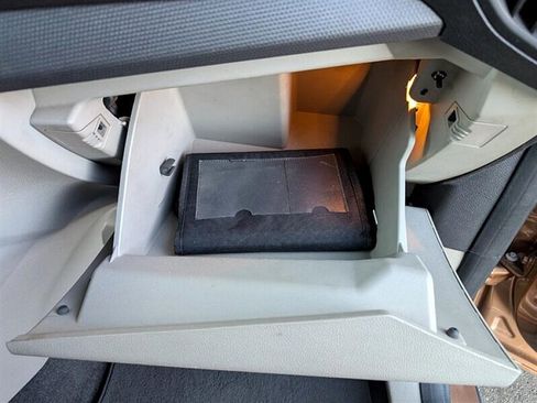 Used 2014 Ford Transit Connect Titanium image 29