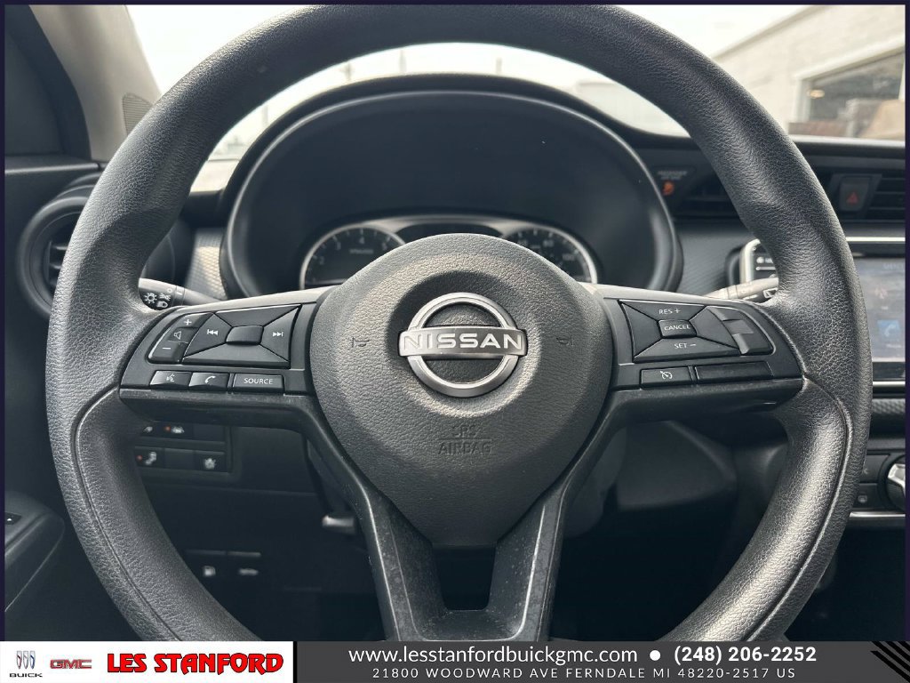 Used 2023 Nissan Kicks S FWD image 21