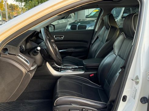 Used 2019 Acura TLX V6 w/ Advance Package FWD image 32
