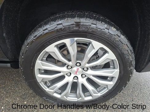 Used 2021 GMC Yukon XL Denali image 46