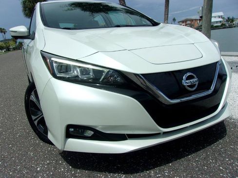 Used 2018 Nissan Leaf SL w/ SL Technology Package FWD image 19
