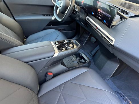 Certified 2024 BMW iX xDrive50 w/ Sport Package AWD/4WD image 20