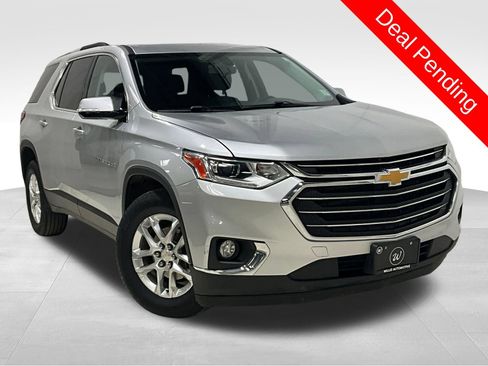 Used 2018 Chevrolet Traverse LT AWD/4WD image 1